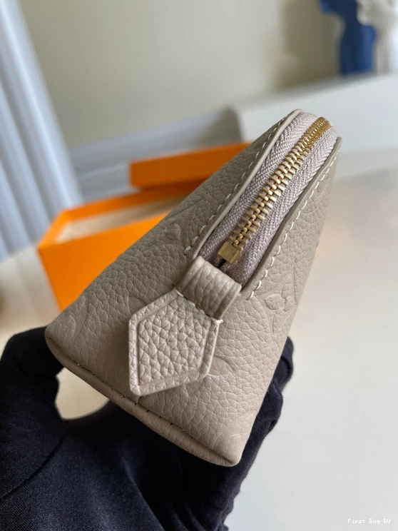 First bags ru POUCH COSMETIC LOUIS VUITTON 0820